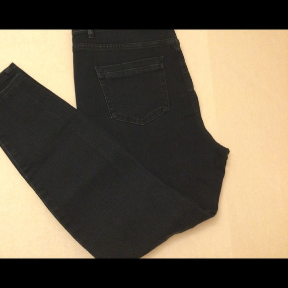 JJill Denim leggings. Indigo blue 12 petite. NWT. They fit tight. High rise. - Picture 2 of 3